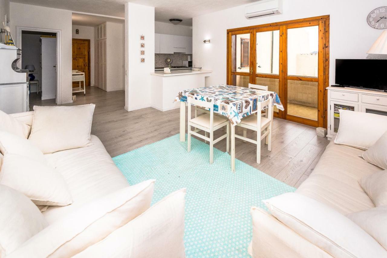 Appartamento Punta Nera La Maddalena  Luaran gambar